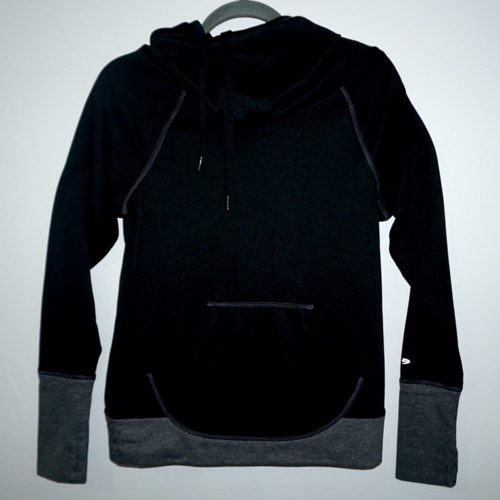 CHAMPION DUO DRY Black runners thick pull over hoodie with pull up neck. Size XS